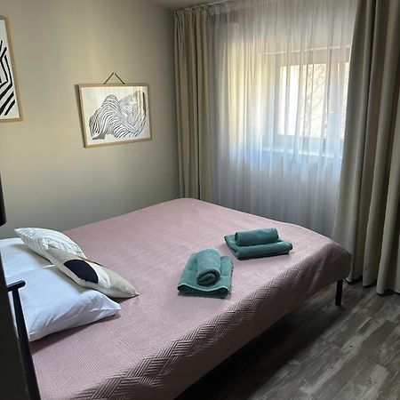 Marvellous 2 Bedrooms Attic In The Old Town Bucureşti Ngoại thất bức ảnh